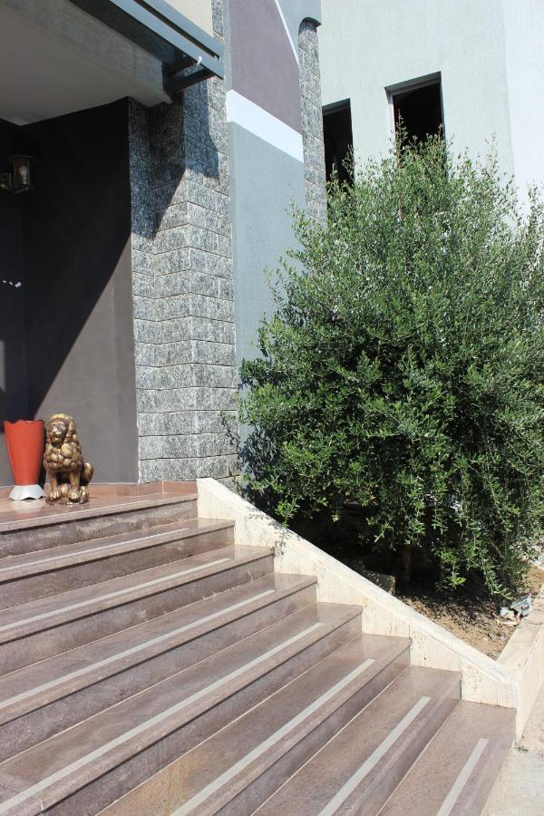 Luander Hotel Tirana