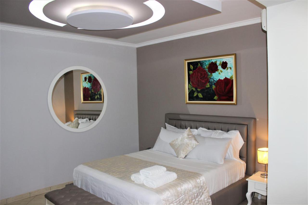 Hotel Luander *